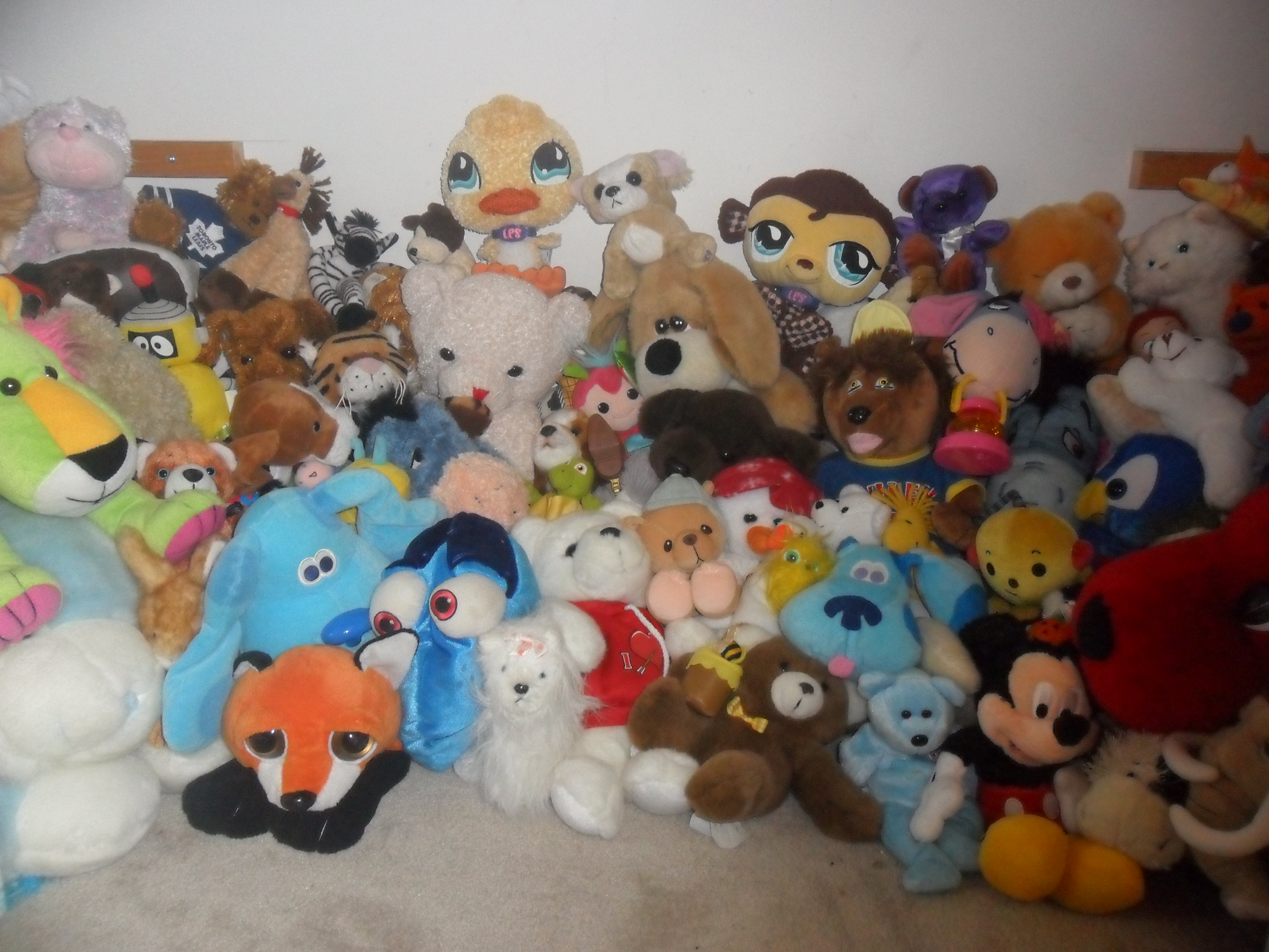 Lot Of Toys 12
